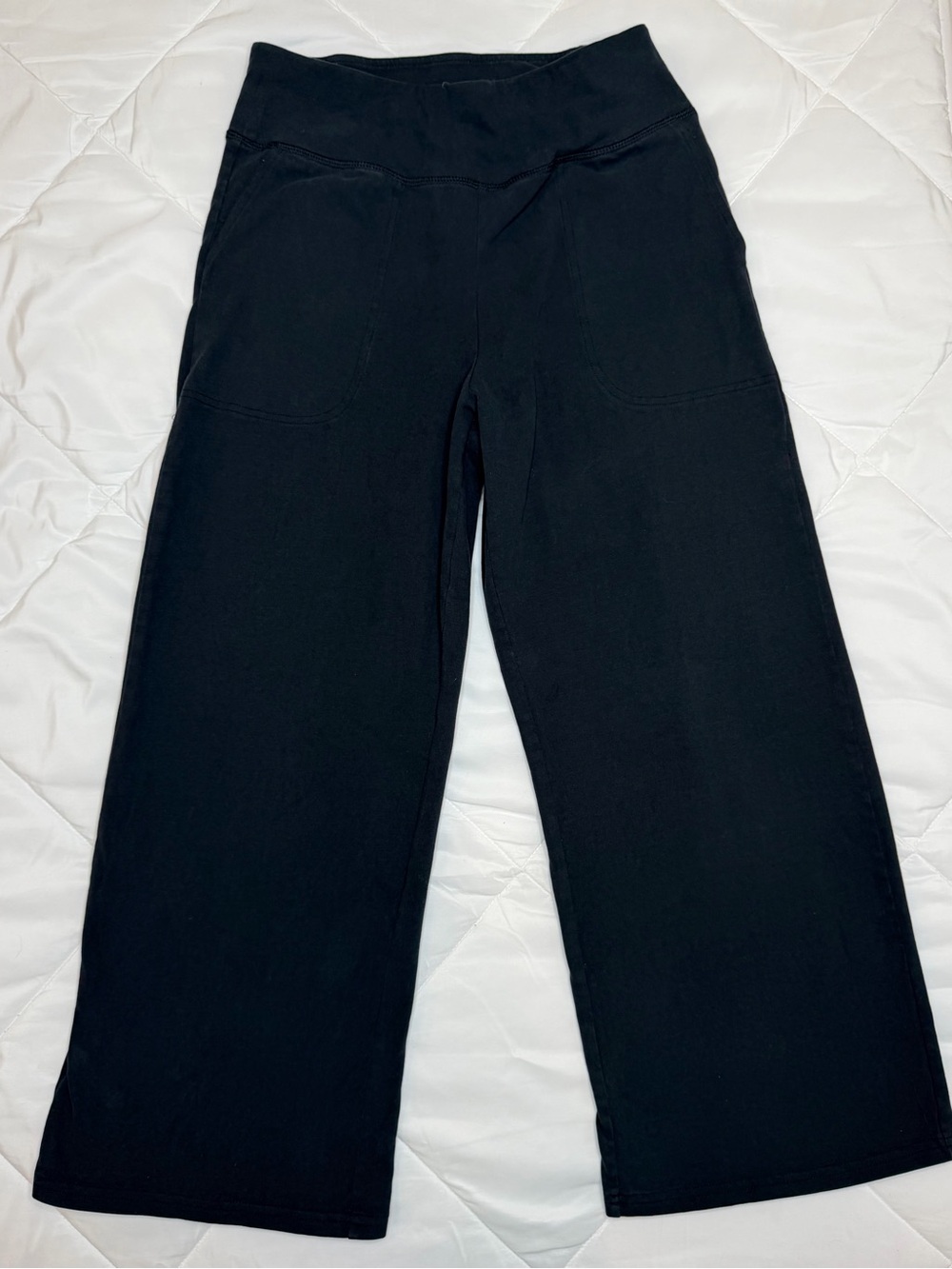 Pact Women's Avenue Pant Cropped Black Sz Small Comfy Stretch 24.5” Inseam
